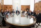 EL GOBIERNO PRESIONA Y NEGOCIA EL PAQUETE DE LEYES QUE PROFUNDIZA EL AJUSTE