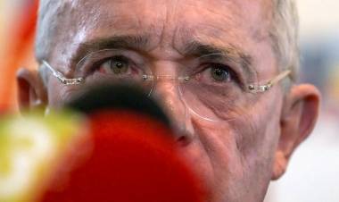 COLOMBIA: LA FISCALÍA PIDIÓ LLEVAR A JUICIO AL EXPRESIDENTE ÁLVARO URIBE