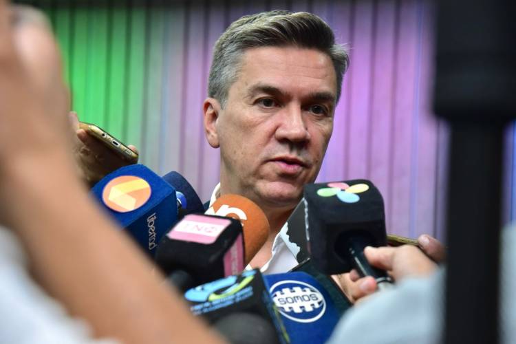 ZDERO DESACTIVÓ OTRA BOMBA DE CAPITANICH 