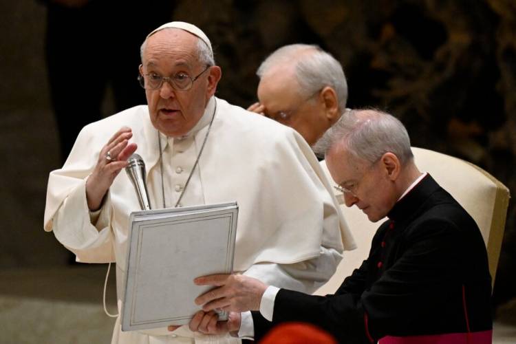 EL PAPA, SUS “VEEDORES” Y LA CRÍTICA A MILEI