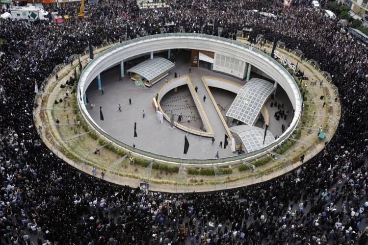 IRÁN, DE LUTO POR LA MUERTE DEL PRESIDENTE RAISI EN UN ACCIDENTE AÉREO