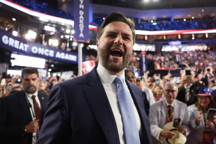 QUIÉN ES J.D. VANCE, EL COMPAÑERO DE FÓRMULA DE TRUMP