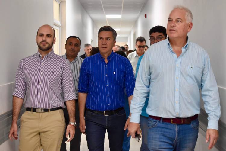 GENERAL SAN MARTÍN: AVANCE DE OBRAS PARA EL HOSPITAL, INAUGURACIÓN DEL CAPS Y PAVIMENTO CON LA PRESENCIA DEL GOBERNADOR ZDERO