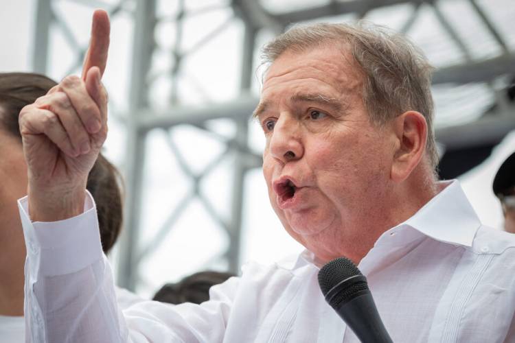VENEZUELA: GONZALEZ URRUTIA, CITADO POR "CONSPIRACIÓN"