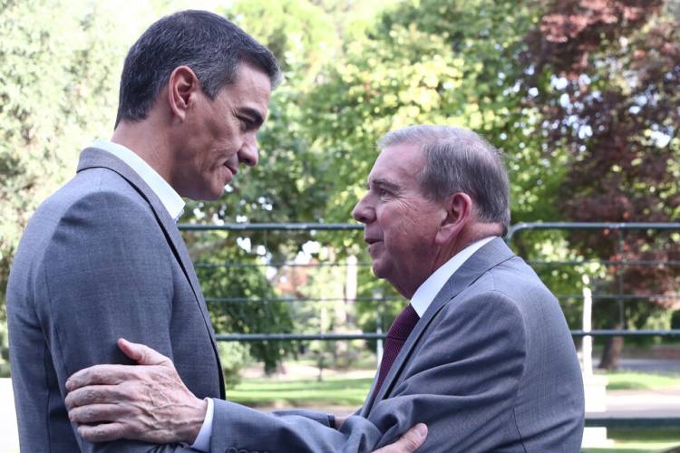 ESPAÑA: PEDRO SÁNCHEZ SE REUNIÓ CON GONZÁLEZ URRUTIA