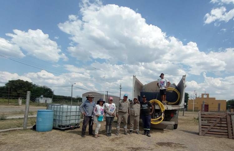 SAMEEP CONTINÚA CON LA ASISTENCIA DE AGUA POTABLE EN EL INTERIOR PROVINCIAL