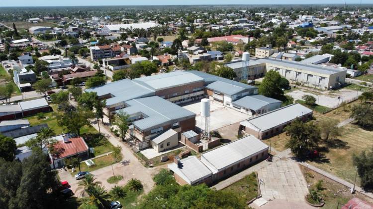 VILLA ÁNGELA: LA E.E.T. N°1 INICIA EL CICLO LECTIVO Y LAS OBRAS DE LA  E.E.S. N°9 "BACHI 9" SE ACERCAN A SU INAUGURACIÓN EN JULIO