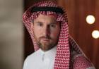 ¿NUEVO LOOK? MESSI SORPRENDIÓ COMO MODELO PARA UNA MARCA DE ARABIA SAUDITA
