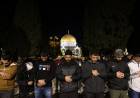 ISRAEL IMPIDE A CIENTOS DE PALESTINOS REZAR EN LA EXPLANADA DE LAS MEZQUITAS