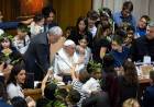FRANCISCO: "LA GUERRA SIEMPRE ES UNA DERROTA"