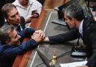 EL PRO Y LLA SE PELEAN EN DIPUTADOS PARA VER QUIÉN PROSCRIBE PRIMERO A CRISTINA KIRCHNER