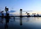 EL PETRÓLEO COTIZA A US$102, TRAS EL BLOQUEO DEL ESTRECHO DE ORMUZ