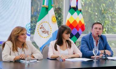 CIENCIA APLICADA: EL ICCTI PRESENTÓ LOS PROYECTOS FEDERALES DE INNOVACIÓN, SELECCIONADOS EN CHACO 