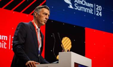 AMCHAM SUMMIT 2024: APOYO A JAVIER MILEI ARRIBA DEL ESCENARIO, INCERTIDUMBRE EN LOS PASILLOS