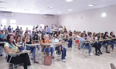 ”EMPRENDE ROSA” FUE PRESENTADA EN MÁS DE 12 MUNICIPIOS DESTINADA A MUJERES EMPRENDEDORAS