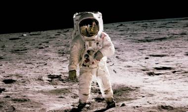 LA HUMANIDAD ENTERA REPRESENTADA EN UN SOLO HOMBRE