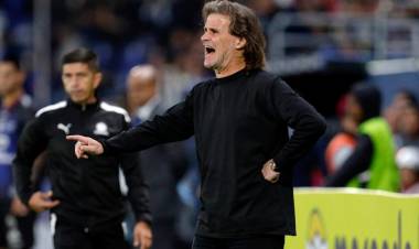 SAN LORENZO DECRETÓ EL FIN DEL CICLO DEL ENTRENADOR RUBÉN INSÚA