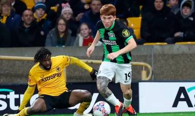 VALENTÍN BARCO TIENE LOS DÍAS CONTADOS EN EL BRIGHTON