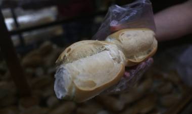 LAS PANADERÍAS CONTRA LAS CUERDAS CON MILEI