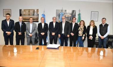 DECLARARON DE INTERÉS LA CARRERA DE INGENIERÍA BIOMÉDICA EN LA UNNE 