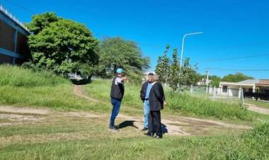 VILLA ÁNGELA: INTERVENCIÓN MUNICIPAL EN EL COMPLEJO EDUCATIVO