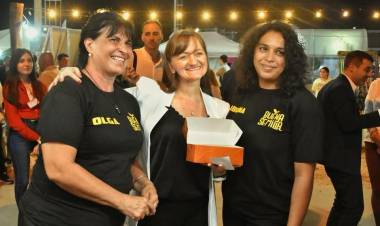 LA VICEGOBERNADORA SCHNEIDER ACOMPAÑÓ EL INICIO DE LA SEMANA DE LOS PUEBLOS ORIGINARIOS Y LA 2° EXPO “VIVÍ LA TERMAL” EN SÁENZ PEÑA 