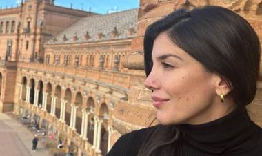 LA ACTRIZ ARGENTINA ANDREA RINCÓN DEDICA CANCIÓN A DIOS