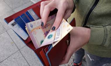 EL PODER ADQUISITIVO CAYÓ 16% EN 4 MESES 