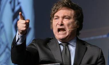 MILEI, LAS MALVINAS Y EL POSTER DE THATCHER