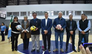 EL GOBERNADOR ZDERO HABILITÓ LAS OBRAS DEL CEF N°1, IESEF Y DESOCHA