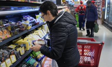 CONTROL OFICIAL PARA MODERAR PRECIOS