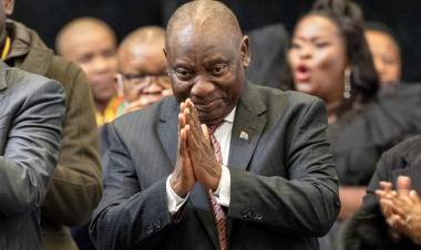 SUDÁFRICA: EL PARTIDO DE MANDELA FORMÓ GOBIERNO CON LA MINORÍA BLANCA