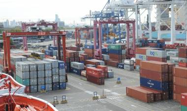 MEJORA EN EL SALDO COMERCIAL