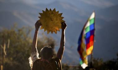 EL GOBIERNO NACIONAL QUIERE ELIMINAR HASTA LAS CELEBRACIONES