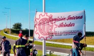 EL 2X4 DE LA CRISIS INDUSTRIAL