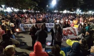 MARCHAS EN IMÁGENES! OTRO DÍA EN LAS CALLES PIDIENDO POR LOAN EN CORRIENTES