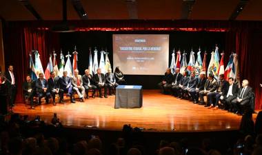 BS. AS: ZDERO JUNTO A SUS PARES DE TODO EL PAÍS, PARTICIPÓ DEL ENCUENTRO FEDERAL POR LA MEMORIA