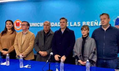 LAS BREÑAS: ZDERO ANUNCIÓ EL INICIO DE 16 CUADRAS DE PAVIMENTO Y OBRAS DE RIPIO PARA LA LOCALIDAD