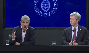 CAPUTO DICE QUE POR AHORA NO LEVANTA EL CEPO