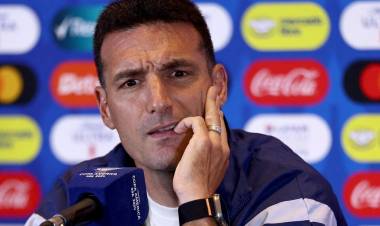 SCALONI: "PUEDE SER QUE LAUTARO Y JULIÁN JUEGUEN JUNTOS, ES UNA OPCIÓN"