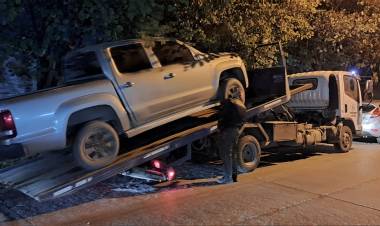 SECUESTRARON UNA CAMIONETA PERTENECIENTE AL IPDUV