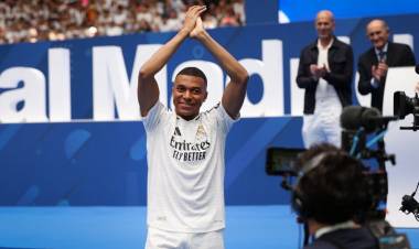 MBAPPÉ REVOLUCIONÓ AL REAL MADRID Y SORPRENDIÓ CON SU ACENTO CASI ARGENTINO