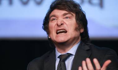 MILEI ACUSÓ DE "TRAIDORES" A DOS DE SUS ASESORES