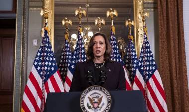 KAMALA HARRIS SUMÓ EL RESPALDO DE BARACK Y MICHELLE OBAMA