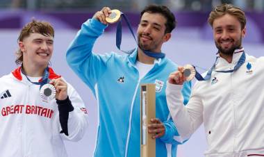EL MALIGNO TORRES LOGRÓ LA MEDALLA DE ORO EN PARÍS