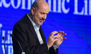 LA IRA NEOLIBERAL DE STURZENEGGER Y EL JESUCRISTO "PROGRE"