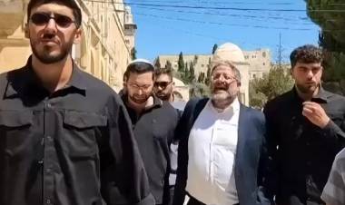 MÁS DE MIL COLONOS JUDÍOS IRRUMPIERON EN LA EXPLANADA DE LAS MEZQUITAS DE JERUSALÉN