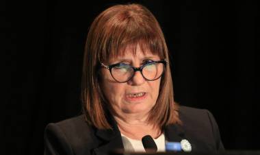 BULLRICH SE DESLIGA DE LAS VISITAS