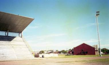 UN 27 DE AGOSTO SE INAUGURABA EL POLIDEPORTIVO JAIME ZAPATA