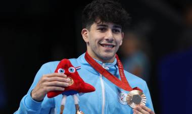 EL NADADOR BASILOFF SUMÓ SU SEGUNDA MEDALLA PARALÍMPICA